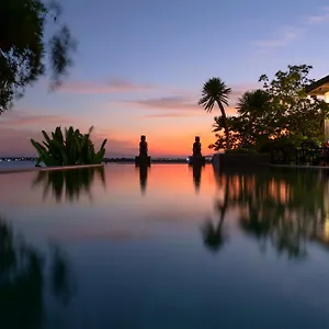 Nghe Prana And 4*, Hội An Vietnam